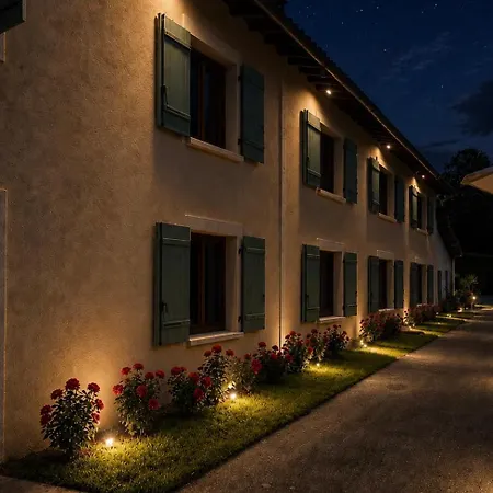 度假居 Au Domaine Du Pape 马泽尔